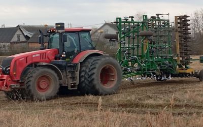 На новой технике - к новым урожаям