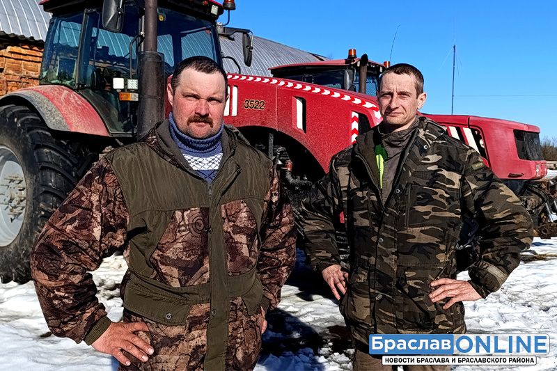 Амаль браты. Пачытайце, як працуюць механізатары-сябры з КУСП «Браслаўскі»